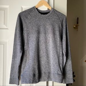 Engineered warmth long sleeve crew